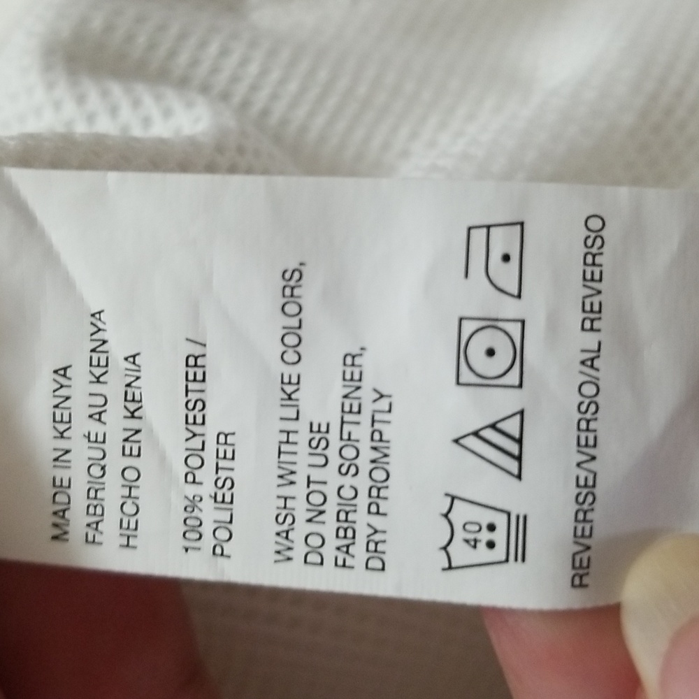 111 NWOT Never worn.  Izod golf shorts mens bright white 32 waist - Picture 3 of 6